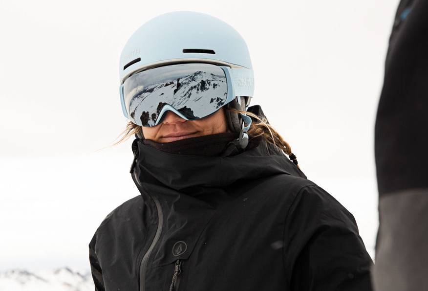 Conseils pour faire le bon choix d'un casque de ski femme